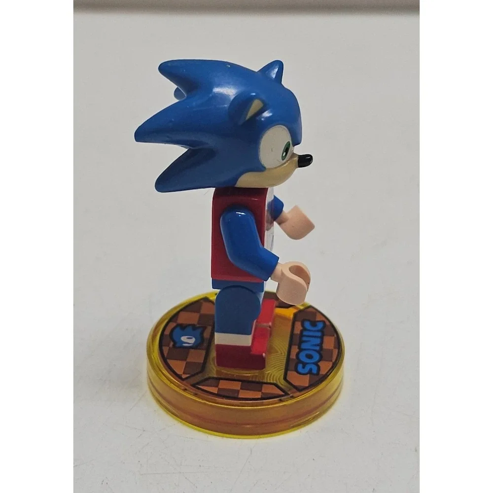 LEGO Dimensions Sonic the Hedgehog Minifigure with Toy Tag Base 71244